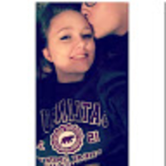 Meet your Posher, Monica - Picture 1 of 1